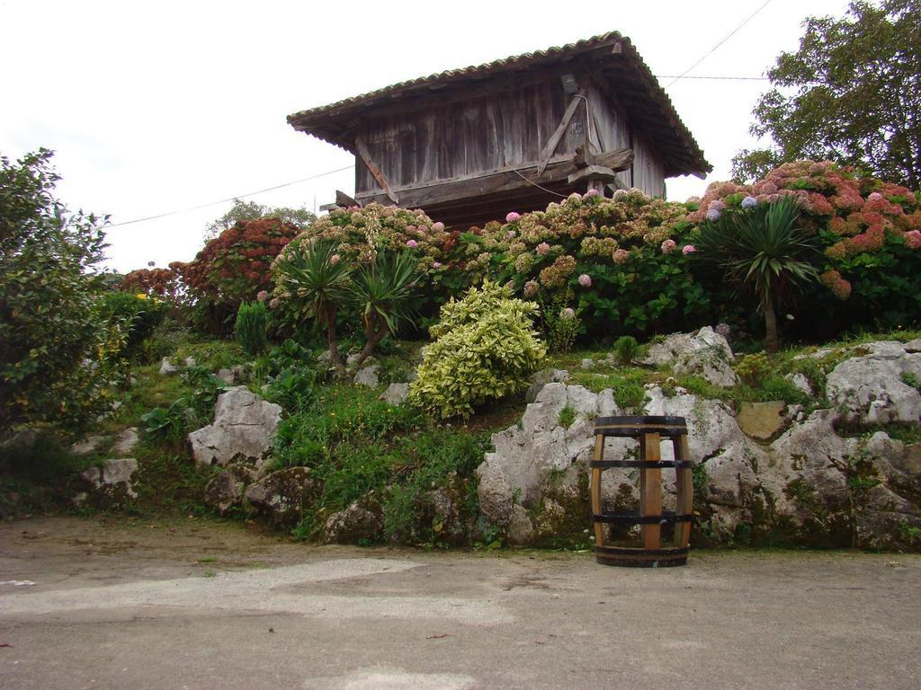 Pension Mariaje Celorio  Exterior photo